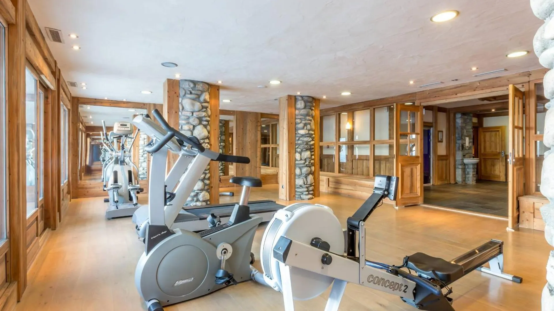Chalet Renove Avec Spa, Piscine Et Parking, Pied Des Pistes - Fr-1-461-11 Saint-Martin-de-Belleville 0*,  France
